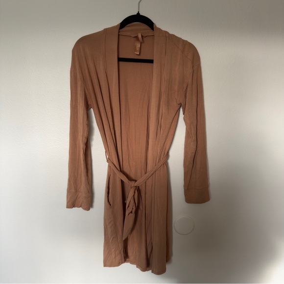 Skims sleep knit robe in Camel - Picture 2 of 6